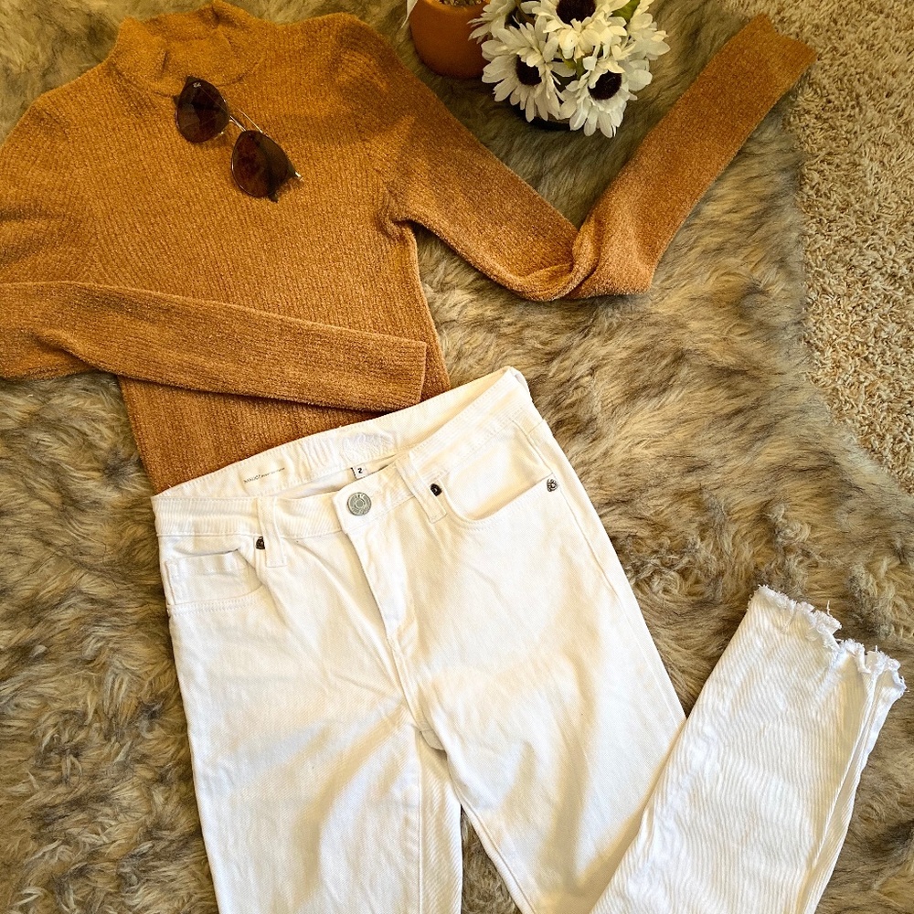 White Frayed Skinny Boyfriend Jean